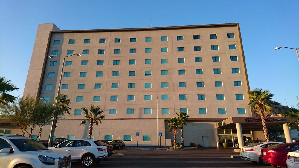 Hampton Inn By Hilton Hermosillo Exteriör bild